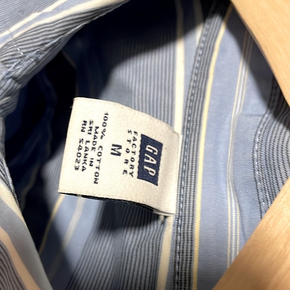 Collared shirt - Picture 2 of 3